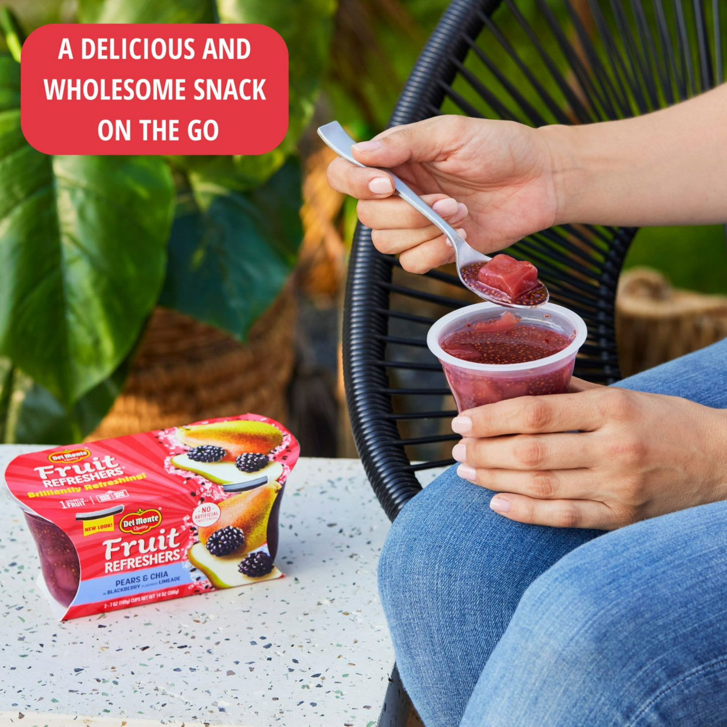 Del Monte Fruit refreshers Grapefruit and Oranges Fruit Cup Snacks in Sweetened Water, 7 oz Cup (Pack of 2)