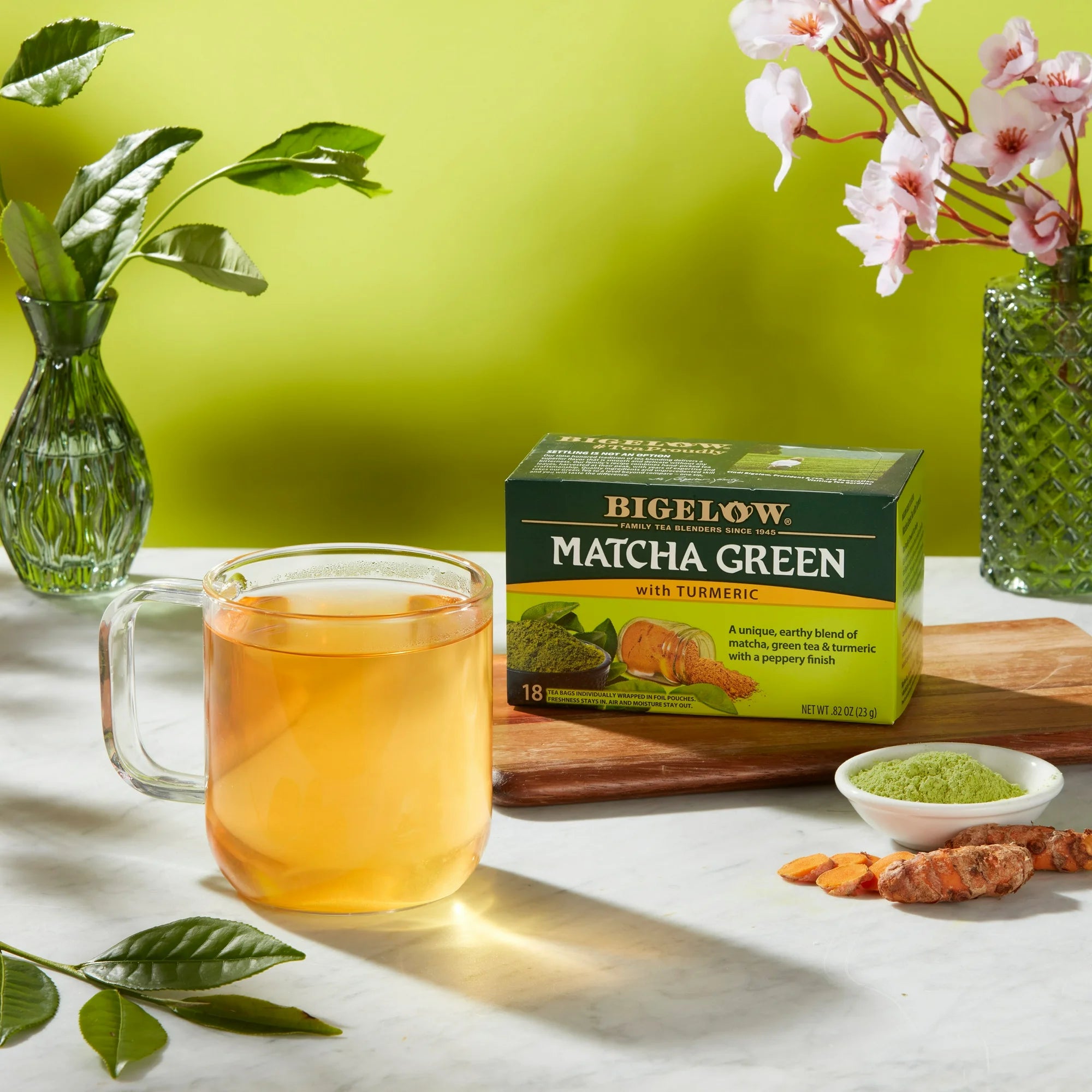 Bigelow Matcha Green Tea with Turmeric, Green Tea Bags, Antioxidant Energy Boost Tea Bags,18 Count